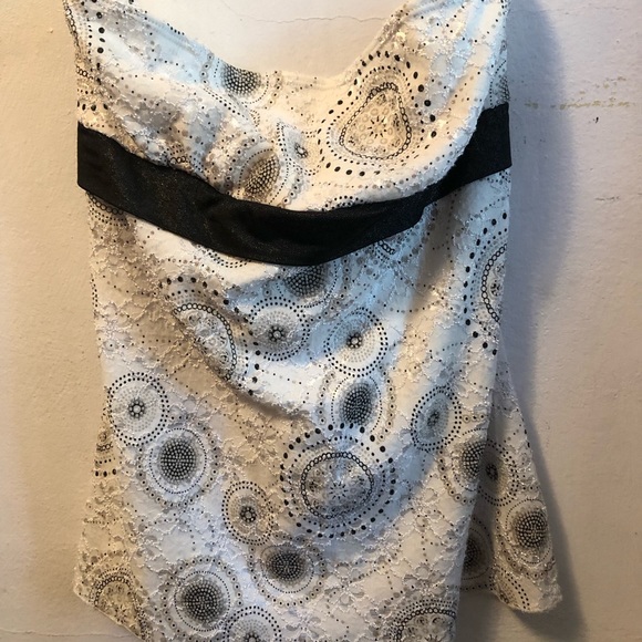 Vanity tube top with tie - Picture 1 of 4